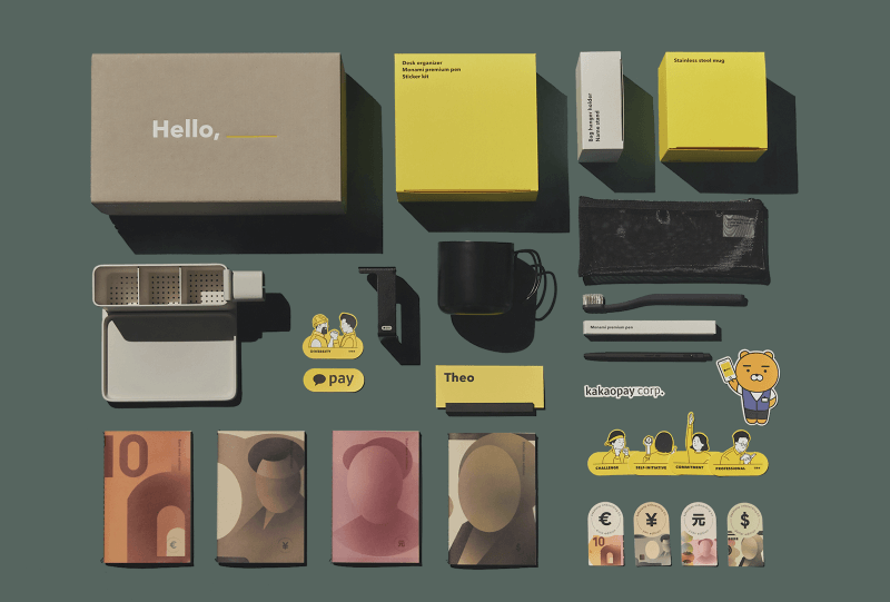 The welcome package t kakaopay also includes a toot brush and technical gadgets. All in all, it's a very stylish one.